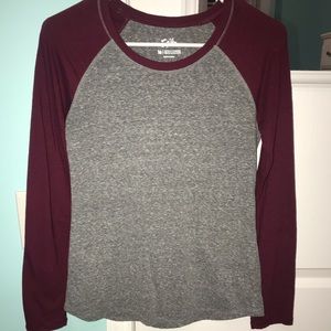 Justice Shirt | gray & maroon